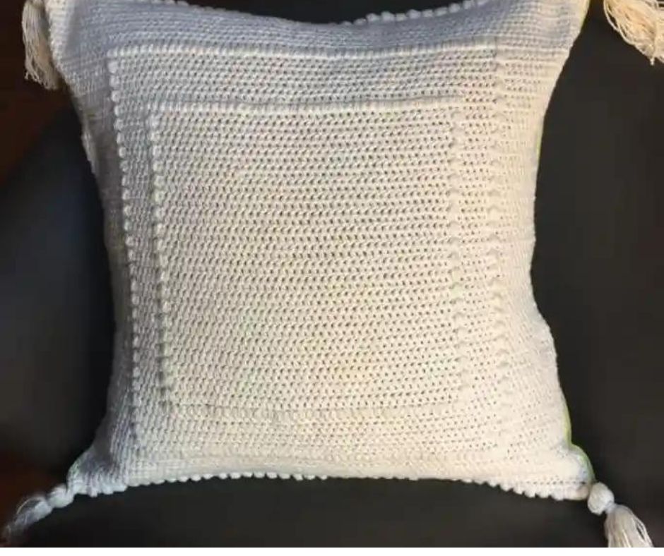 easy pillow crochet cover