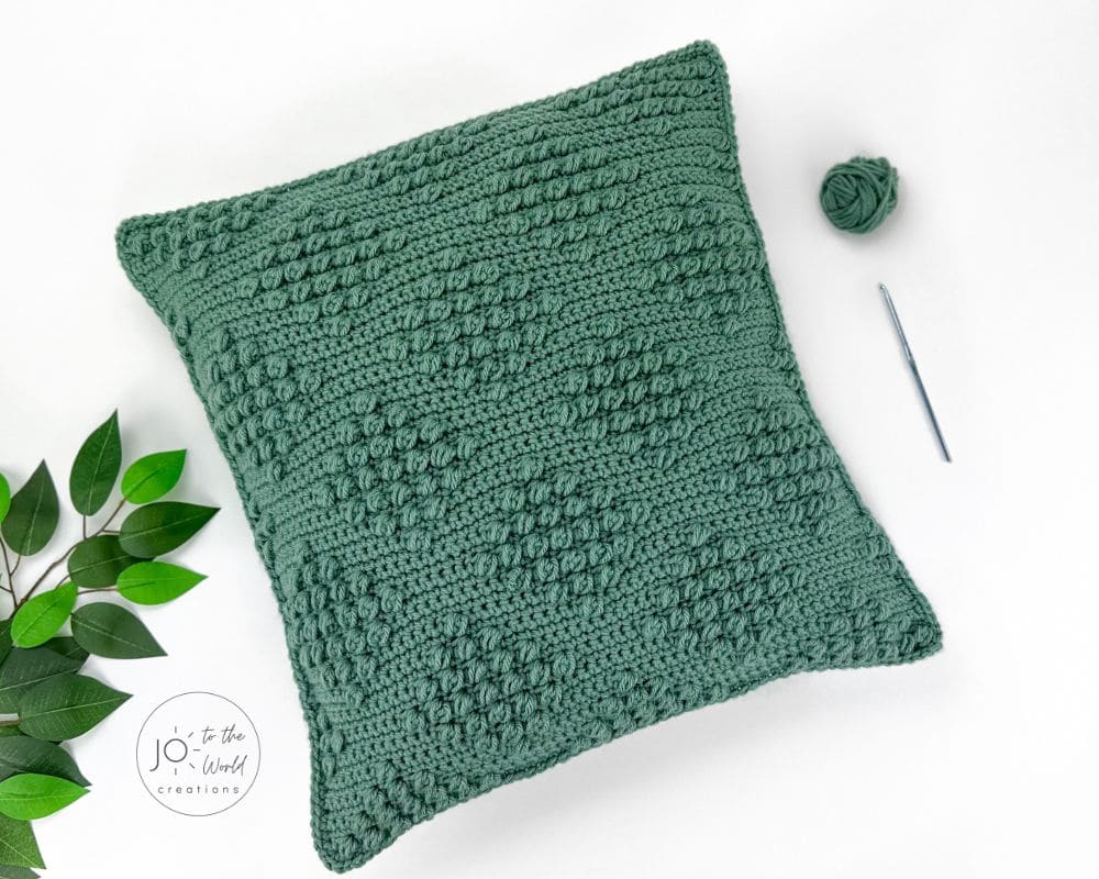bohemian-crochet-pillow-pattern-feat