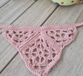 flower granny square crochet bandana