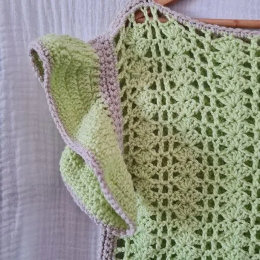 ruffle sleeve
