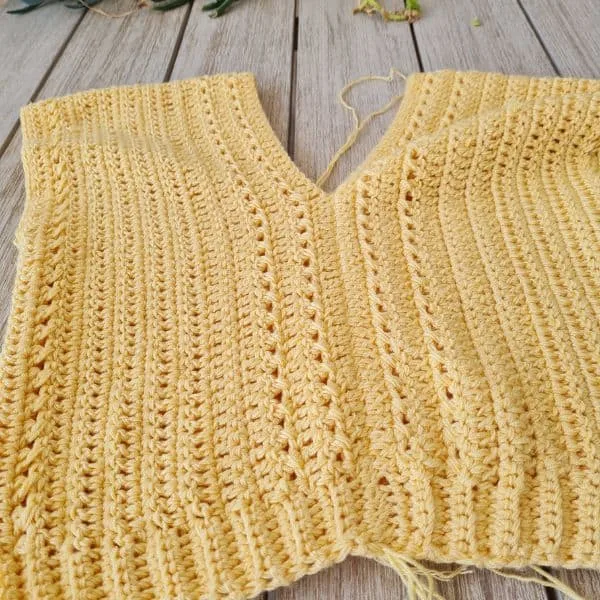 post photo- charts (600X600) V neck crochet top