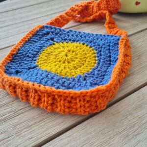 post photo- charts (600X600) - circus crochet bag