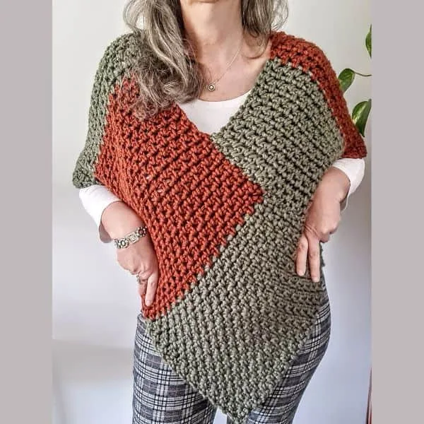 maroon crochet poncho free pattern