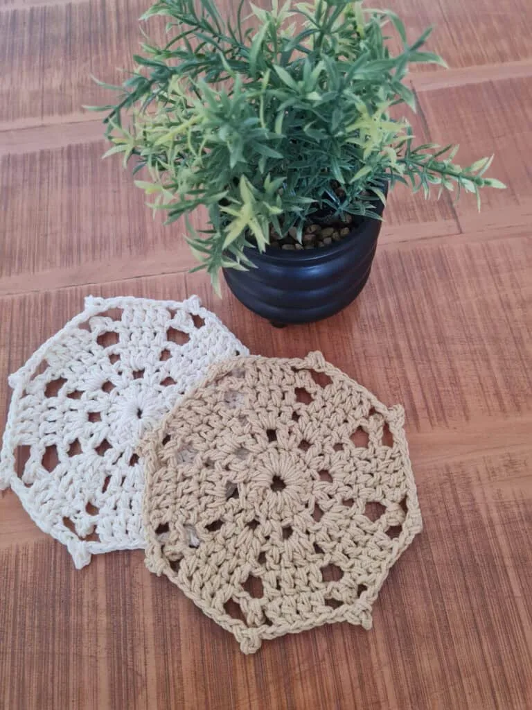 bloom crochet coaster