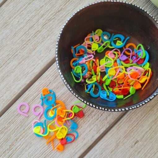 13 crochet stitch markers tips