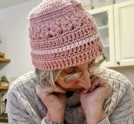 Free Jasmine Stitch Beanie Pattern – The Betty Hat 5