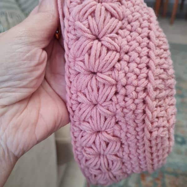 Free Jasmine Stitch Beanie Pattern – The Betty Hat 7