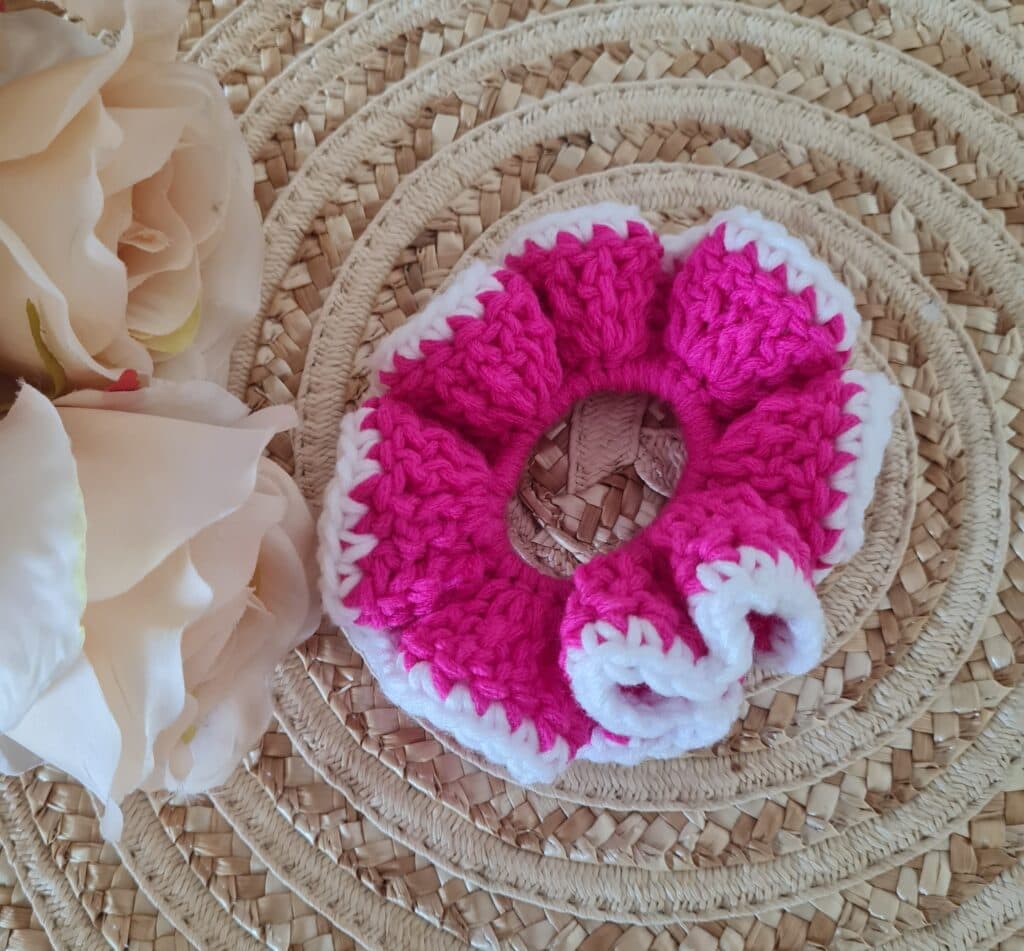 crochet with me a scrunchie