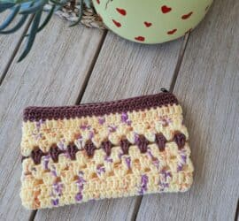Easy Summer Crochet Pouch – Quick Project 5