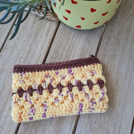 Easy Summer Crochet Pouch – Quick Project 5