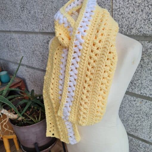 dotless crochet scarf 1