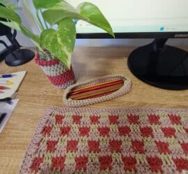 crochet desk makeover