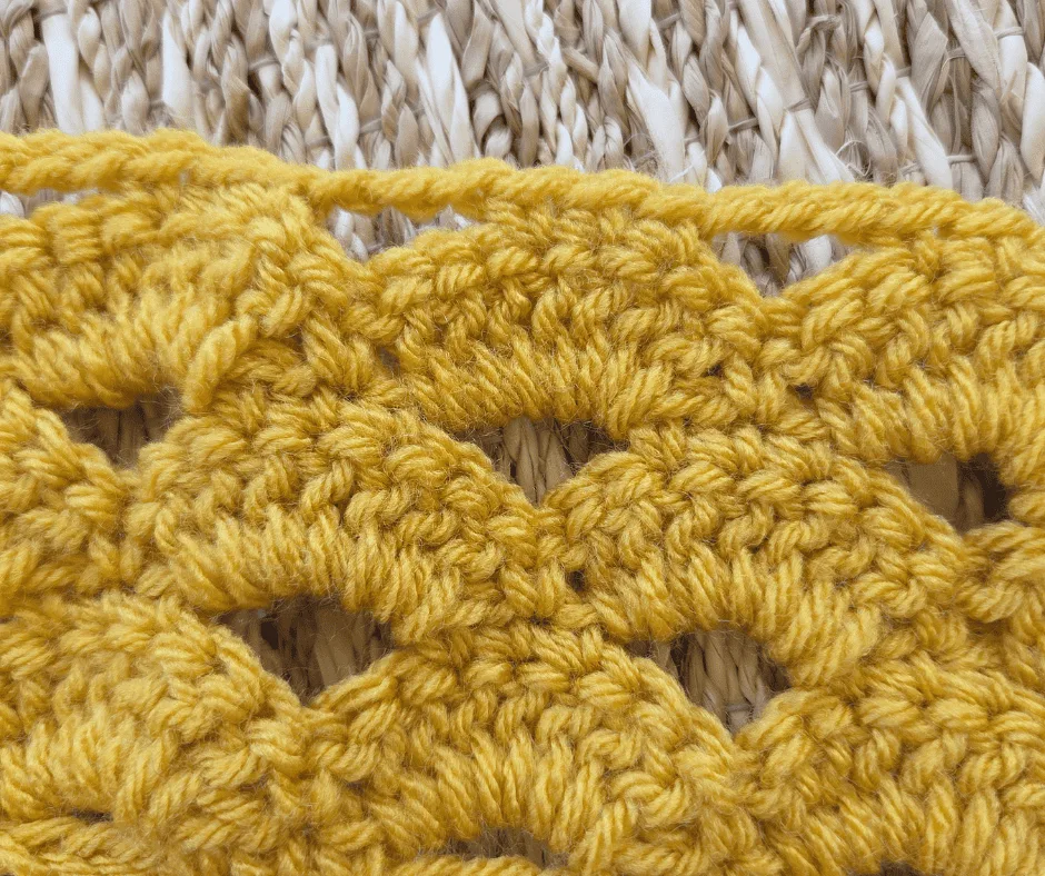 Close up of arcade stitch fan and chain three space